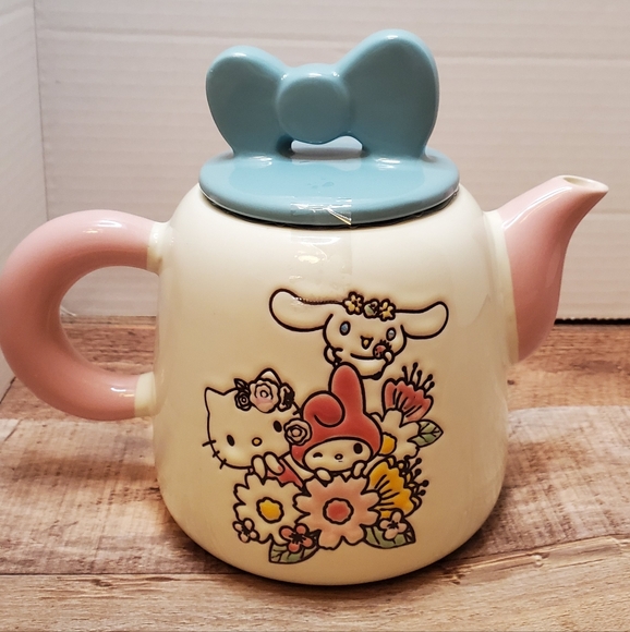 Blue Sky Hello Kitty and Friends Teapot with Lid Porcelain teal bow.NWOT - Picture 2 of 5
